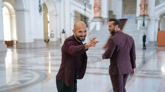 Andrew Tate and his brother leave Romania for US