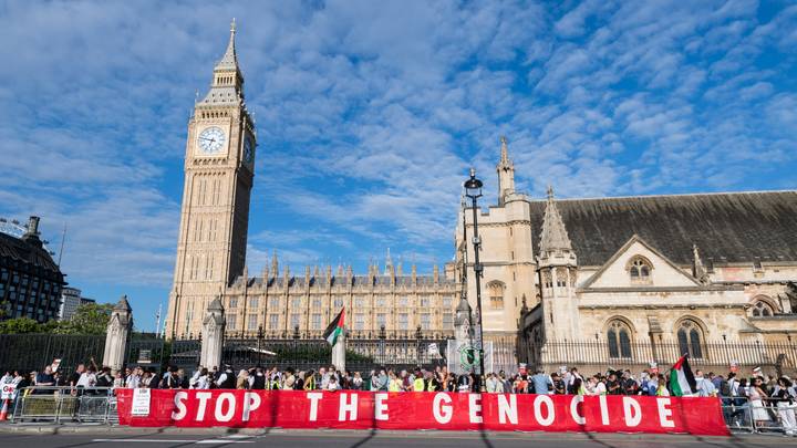 Des marches en Suède et au Royaume-Uni pour dénoncer la guerre à Gaza