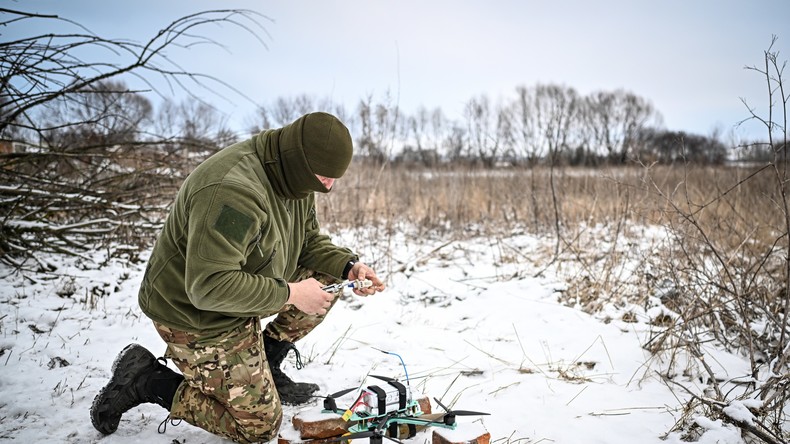 Les forces ukrainiennes subissent d’énormes pertes en hommes et en matériel dans la région de Koursk, selon la Défense russe